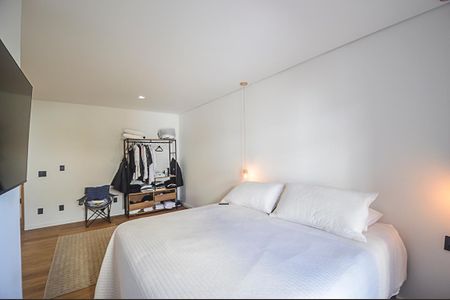 Casa à venda com 340m², 3 quartos e 6 vagas Casa à venda com 340m², 3 quartos e 6 vagasQuarto Suíte