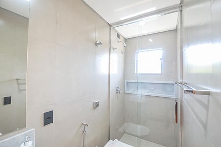 Casa à venda com 340m², 3 quartos e 6 vagas Casa à venda com 340m², 3 quartos e 6 vagasBanheiro da Suíte 3