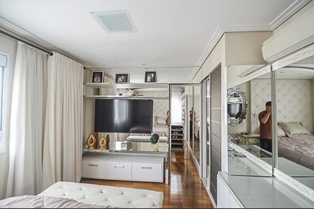 Apartamento à venda com 130m², 2 quartos e 2 vagas Apartamento à venda com 130m², 2 quartos e 2 vagasSuíte 2