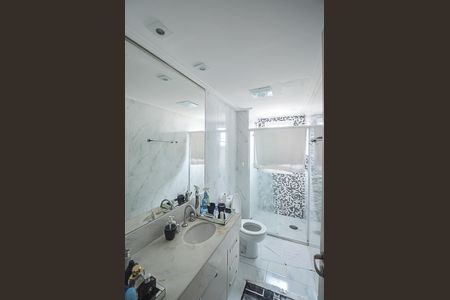 Apartamento à venda com 130m², 2 quartos e 2 vagas Apartamento à venda com 130m², 2 quartos e 2 vagasBanheiro