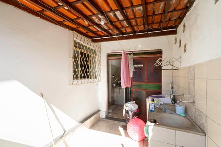 Casa à venda com 360m², 2 quartos e sem vagaCasa 2 - Área de serviço