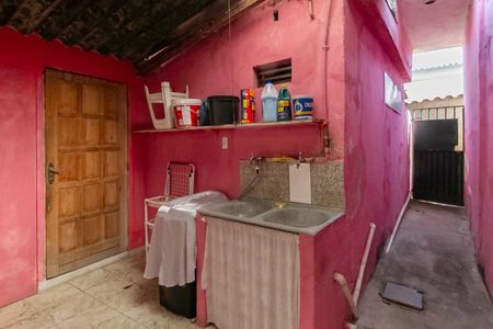 Casa à venda com 360m², 2 quartos e sem vagaÁrea de serviço