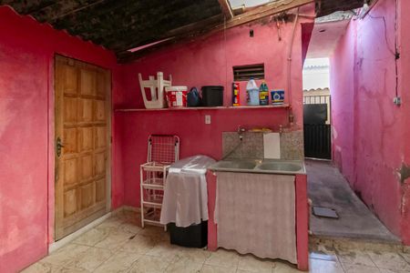 Casa à venda com 360m², 2 quartos e sem vagaÁrea de serviço