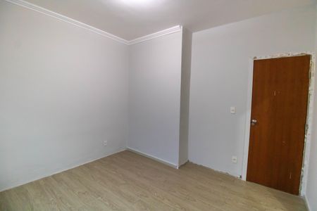 Casa de condomínio à venda com 261m², 4 quartos e 2 vagas Casa de condomínio à venda com 261m², 4 quartos e 2 vagasSuíte 1