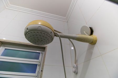 Casa de condomínio à venda com 261m², 4 quartos e 2 vagas Casa de condomínio à venda com 261m², 4 quartos e 2 vagasBanheiro da Suíte 1