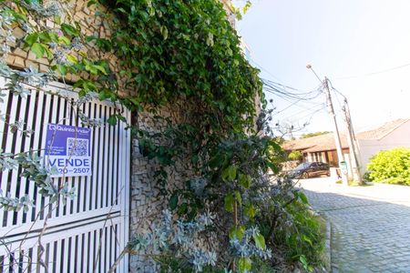 Casa de condomínio à venda com 261m², 4 quartos e 2 vagas Casa de condomínio à venda com 261m², 4 quartos e 2 vagasPlaquinha