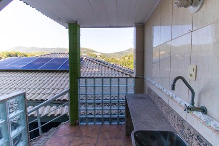 Casa de condomínio à venda com 261m², 4 quartos e 2 vagas Casa de condomínio à venda com 261m², 4 quartos e 2 vagasÁrea de Serviço