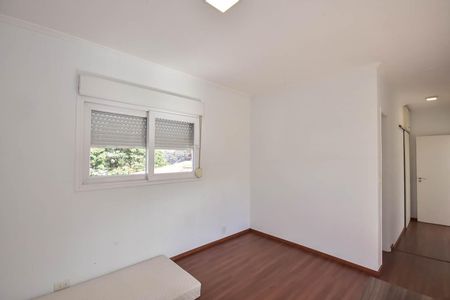 Casa à venda com 848m², 5 quartos e 4 vagas Casa à venda com 848m², 5 quartos e 4 vagasSuíte 4