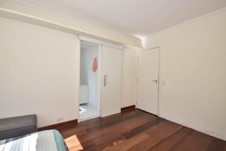 Casa à venda com 848m², 5 quartos e 4 vagas Casa à venda com 848m², 5 quartos e 4 vagasSuíte 1
