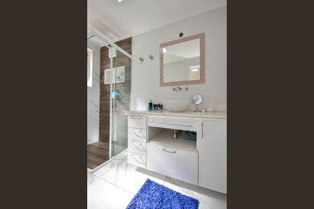 Casa à venda com 848m², 5 quartos e 4 vagas Casa à venda com 848m², 5 quartos e 4 vagasBanheiro Suíte 1