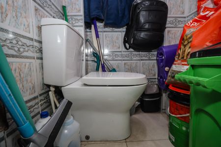 Apartamento à venda com 63m², 3 quartos e 1 vaga Apartamento à venda com 63m², 3 quartos e 1 vagaBanheiro de Serviço