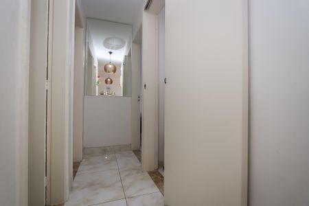 Apartamento à venda com 63m², 3 quartos e 1 vaga Apartamento à venda com 63m², 3 quartos e 1 vagaCorredor