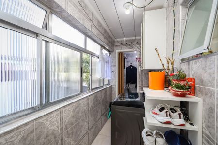 Apartamento à venda com 63m², 3 quartos e 1 vaga Apartamento à venda com 63m², 3 quartos e 1 vagaÁrea de Serviço