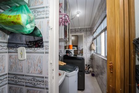 Apartamento à venda com 63m², 3 quartos e 1 vaga Apartamento à venda com 63m², 3 quartos e 1 vagaBanheiro de Serviço
