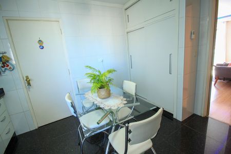 Apartamento à venda com 90m², 3 quartos e 1 vaga Apartamento à venda com 90m², 3 quartos e 1 vagaCozinha