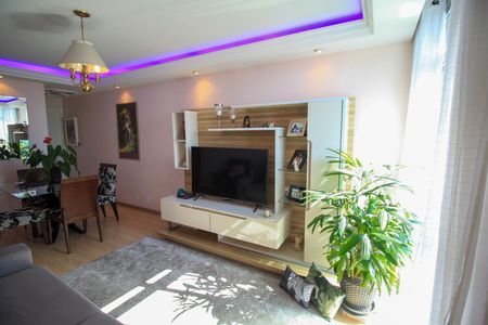 Apartamento à venda com 90m², 3 quartos e 1 vaga Apartamento à venda com 90m², 3 quartos e 1 vagaSala