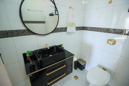 Apartamento à venda com 90m², 3 quartos e 1 vaga Apartamento à venda com 90m², 3 quartos e 1 vagaBanheiro