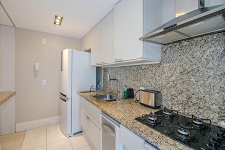 Apartamento à venda com 68m², 2 quartos e 1 vaga Apartamento à venda com 68m², 2 quartos e 1 vagaCozinha