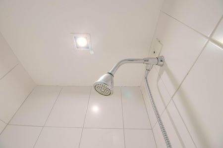 Apartamento à venda com 68m², 2 quartos e 1 vaga Apartamento à venda com 68m², 2 quartos e 1 vagaBanheiro