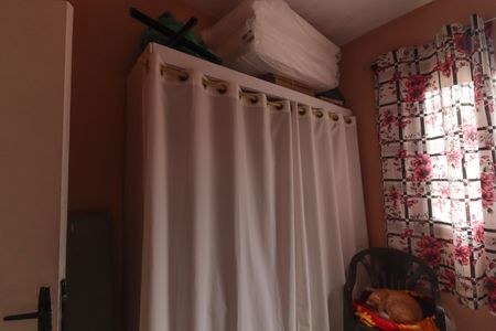 Casa à venda com 250m², 3 quartos e 3 vagas Casa à venda com 250m², 3 quartos e 3 vagasQuarto 2