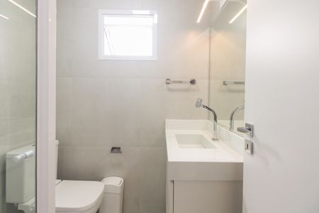 Apartamento à venda com 63m², 2 quartos e 1 vaga Apartamento à venda com 63m², 2 quartos e 1 vagaBanheiro
