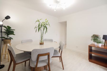 Apartamento à venda com 63m², 2 quartos e 1 vaga Apartamento à venda com 63m², 2 quartos e 1 vagaSala