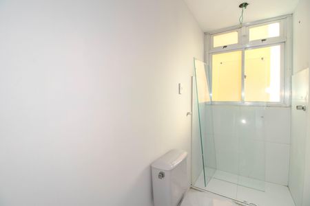 Apartamento à venda com 64m², 2 quartos e 1 vaga Apartamento à venda com 64m², 2 quartos e 1 vagaBanheiro