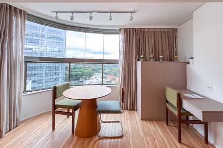 Studio à venda com 39m², 1 quarto e 1 vaga Studio à venda com 39m², 1 quarto e 1 vagaStudio