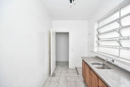 Casa para alugar com 300m², 3 quartos e 10 vagas Casa para alugar com 300m², 3 quartos e 10 vagasCozinha