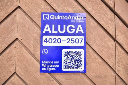 Casa para alugar com 300m², 3 quartos e 10 vagas Casa para alugar com 300m², 3 quartos e 10 vagasPlaca