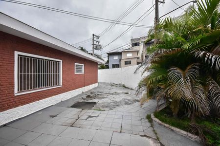 Casa para alugar com 300m², 3 quartos e 10 vagas Casa para alugar com 300m², 3 quartos e 10 vagasQuintal 2