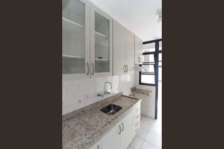 Apartamento à venda com 79m², 3 quartos e 2 vagas Apartamento à venda com 79m², 3 quartos e 2 vagasCozinha