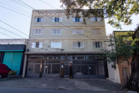 Apartamento à venda com 98m², 2 quartos e 1 vaga Apartamento à venda com 98m², 2 quartos e 1 vagaFachada e placa