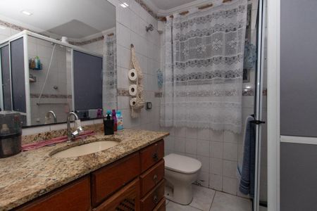 Apartamento à venda com 98m², 2 quartos e 1 vaga Apartamento à venda com 98m², 2 quartos e 1 vagaBanheiro