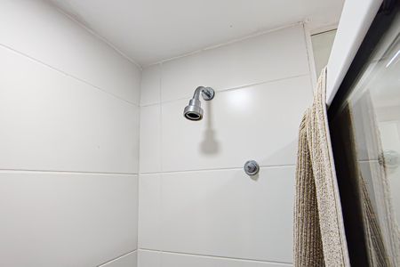 Apartamento à venda com 77m², 2 quartos e 1 vaga Apartamento à venda com 77m², 2 quartos e 1 vagaBanheiro da Suíte