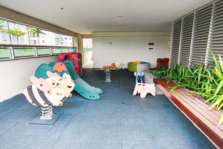 Apartamento à venda com 77m², 2 quartos e 1 vaga Apartamento à venda com 77m², 2 quartos e 1 vagaÁrea comum