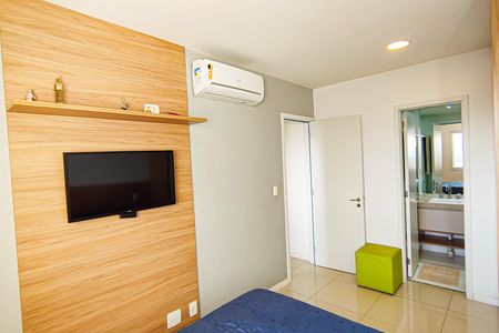 Apartamento à venda com 77m², 2 quartos e 1 vaga Apartamento à venda com 77m², 2 quartos e 1 vagaSuíte