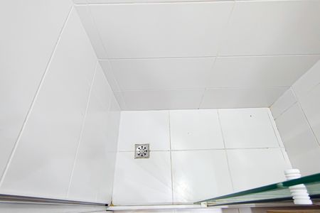 Apartamento à venda com 77m², 2 quartos e 1 vaga Apartamento à venda com 77m², 2 quartos e 1 vagaBanheiro da Suíte