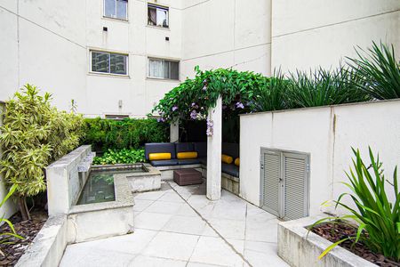 Apartamento à venda com 77m², 2 quartos e 1 vaga Apartamento à venda com 77m², 2 quartos e 1 vagaÁrea comum