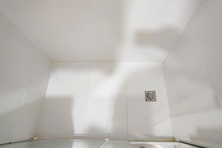 Apartamento à venda com 77m², 2 quartos e 1 vaga Apartamento à venda com 77m², 2 quartos e 1 vagaBanheiro Social