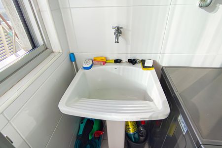 Apartamento à venda com 77m², 2 quartos e 1 vaga Apartamento à venda com 77m², 2 quartos e 1 vagaÁrea de Serviço