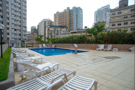 Apartamento à venda com 35m², 1 quarto e 1 vaga Apartamento à venda com 35m², 1 quarto e 1 vagaÁrea comum - Piscina