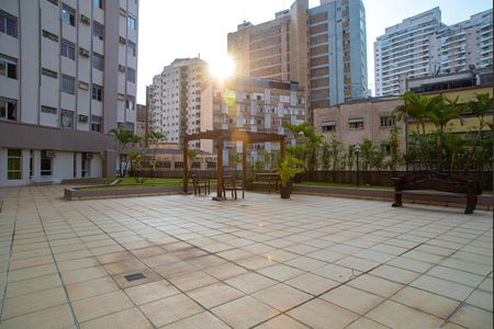 Apartamento à venda com 35m², 1 quarto e 1 vaga Apartamento à venda com 35m², 1 quarto e 1 vagaÁrea comum - Pátio