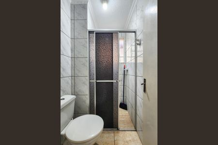 Apartamento à venda com 56m², 2 quartos e 1 vaga Apartamento à venda com 56m², 2 quartos e 1 vagaBanheiro