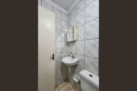 Apartamento à venda com 56m², 2 quartos e 1 vaga Apartamento à venda com 56m², 2 quartos e 1 vagaBanheiro