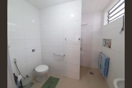 Casa à venda com 280m², 4 quartos e 3 vagas Casa à venda com 280m², 4 quartos e 3 vagasFoto 25