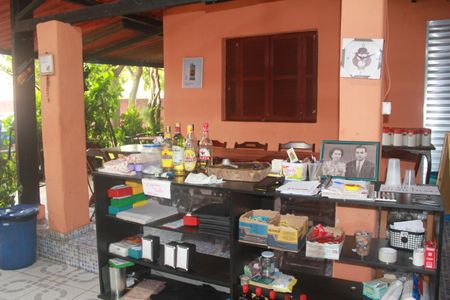 Casa à venda com 880m², 1 quarto e 10 vagasQuintal