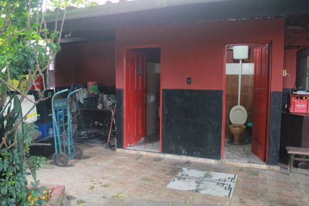 Casa à venda com 880m², 1 quarto e 10 vagasQuintal