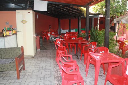 Casa à venda com 880m², 1 quarto e 10 vagasQuintal