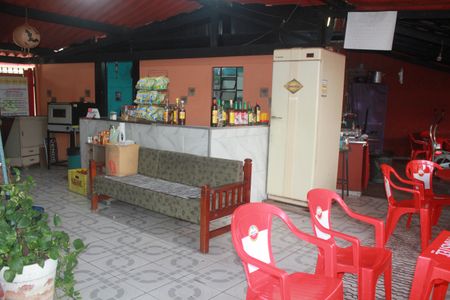 Casa à venda com 880m², 1 quarto e 10 vagasQuintal